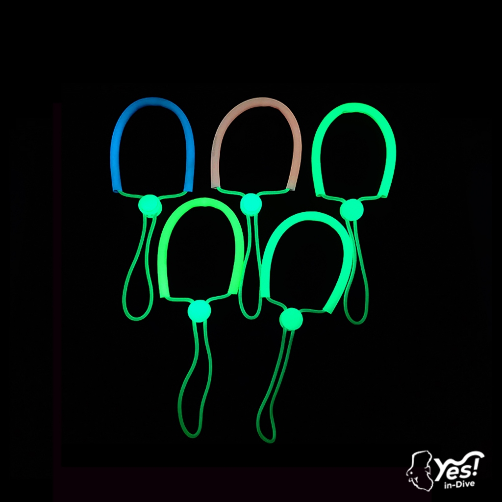 GLOW DIVE Lanyard คล้องมือ สะท้อนแสง GSC-11