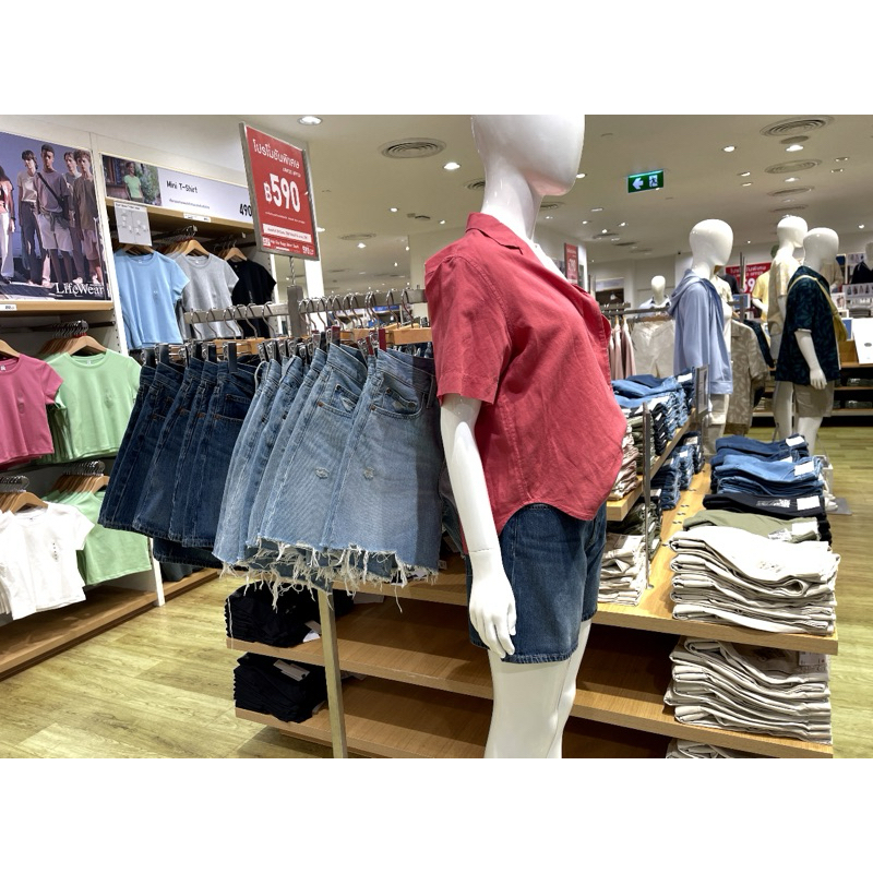 กางเกงยีนส์ขาสั้นuniqlo