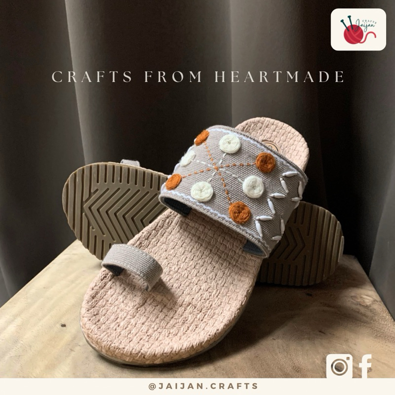 รองเท้าแฮนด์เมด คีบโป้ง ดีเทลลายปัก VPADA รองเท้าแตะแฟชั่น Handmade