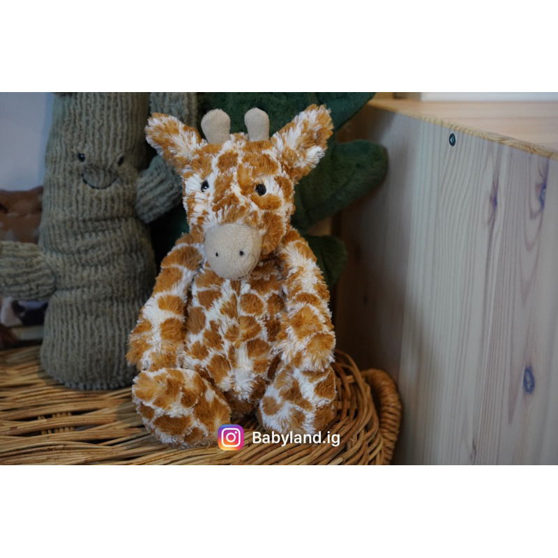 ตุ๊กตายีราฟ Jellycat Bashful Giraffe Size.M