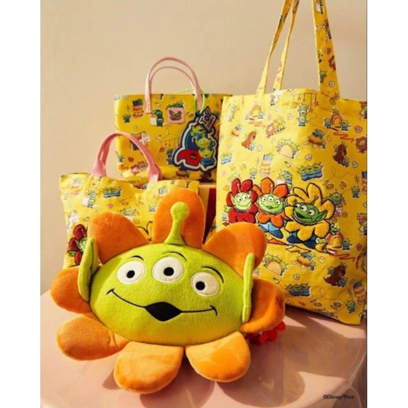 พร้อมส่งใช้โค้ดลด/เงินคืนได้ Kloset Disney Toy story/Alice in wonderland