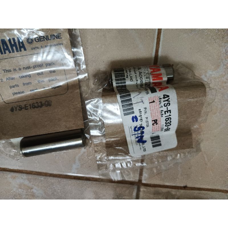 4YS-E1633-00 สลักลูกสูบ Yamaha fresh Rainbow spark110