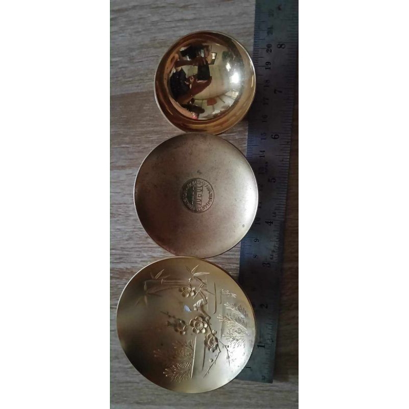 ถ้วยทoง 24K GP 3ใบนี้ ถ้วยสาเกถ้วยทองชุดสาเกบนโต๊ะอาหาร 24K คอลภายในสไตล์ญี่ปุ่น