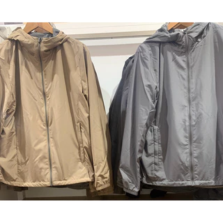 !!เสื้อฮุ้ดผู้ชาย ใส่ได้ 2 ด้าน Uniqlo Reversible Parka (ใช้ CCBลด25% หรือโค้ดส่วนลด20%ได้นะ)