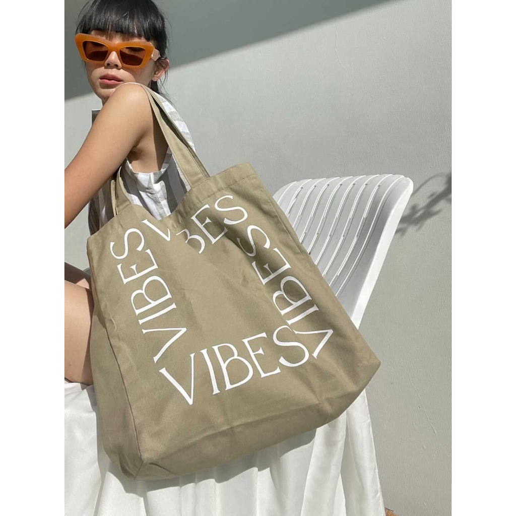Vibes حقيبة توت Everyday of the Week Box ‏(11 لوناً) — صورة 8