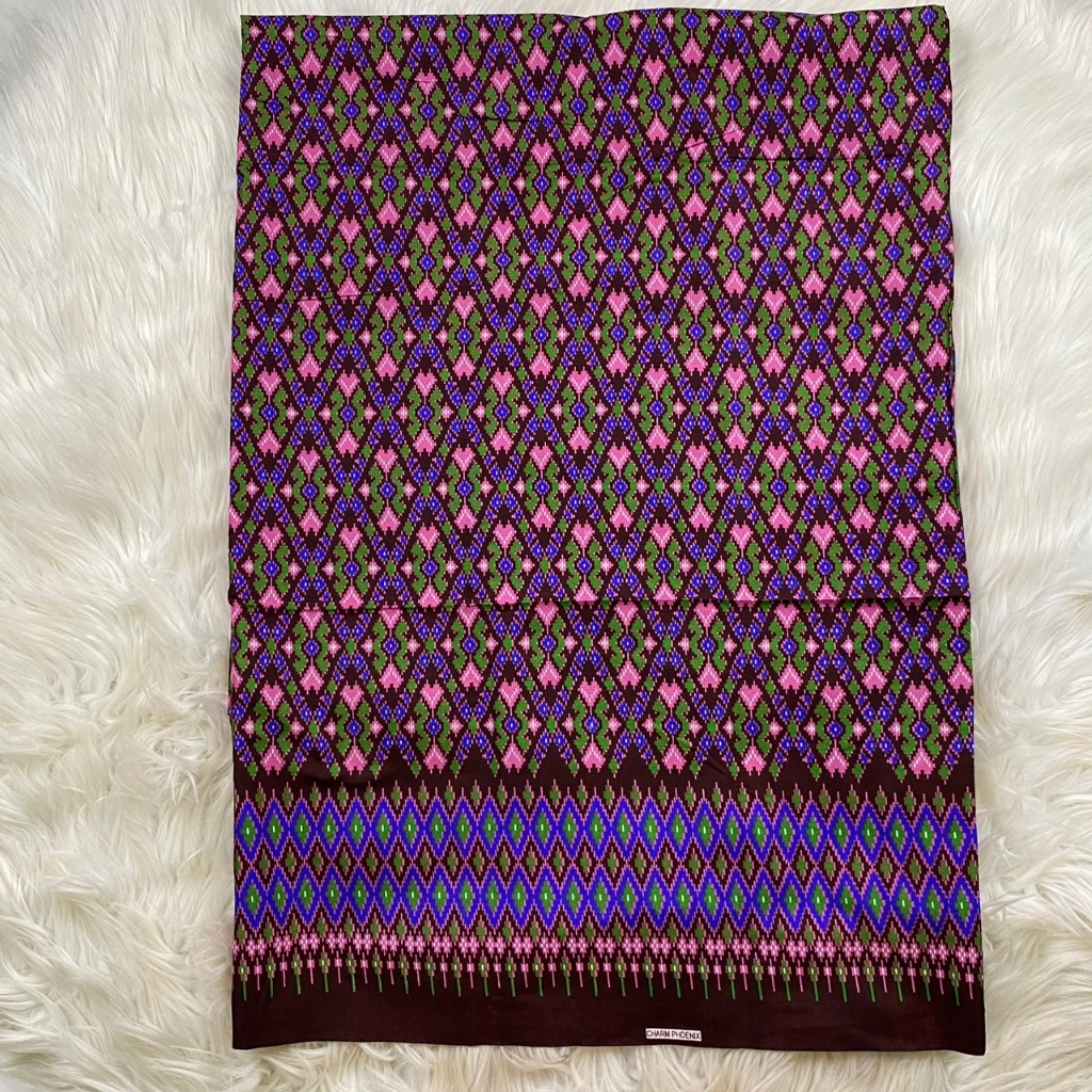 ผ้าถุง เย็บแล้ว ผ้านิ่ม สีไม่ตก 10 แถม 1 ผ้าคอตตอน พร้อมใส่ - รูปที่ 3