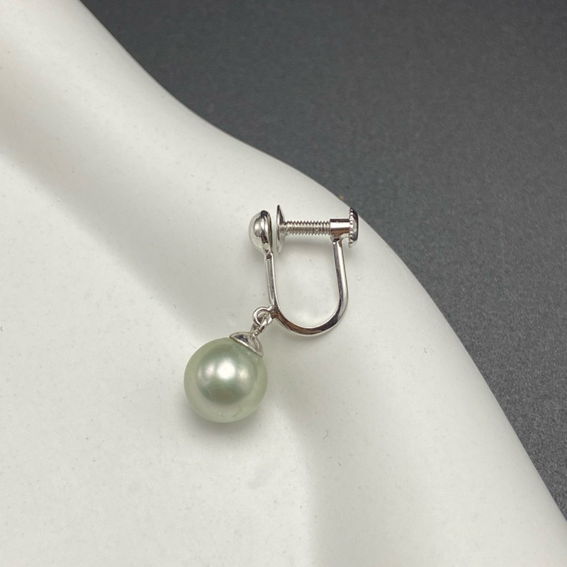 ต่างหูหนีบ K14WG ไข่มุกแท้สีเทาสวย มาข้างเดียว