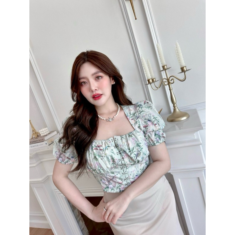 เสื้อครอปตะขอหน้าล่ยน้อลกระต่ายน้อลกระรอก – โปรปัง