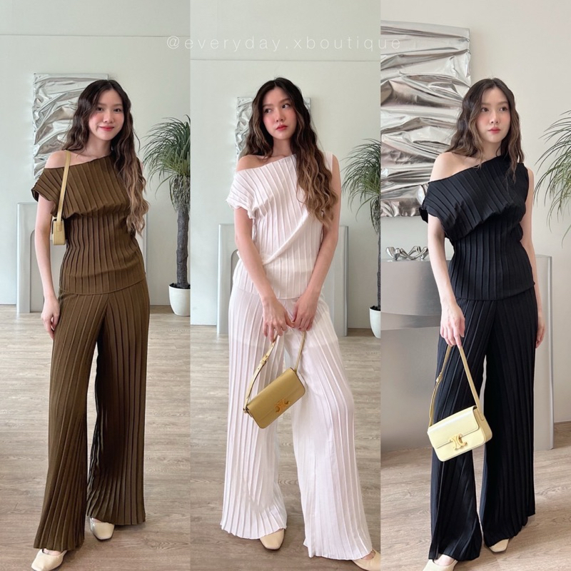 Pleated set (590฿) เซ็ทอัดพลีทปาดไหล่ ทุกคนเซ็ทนี้จึ้งมาก ต้องบอกว่าเป็นเซ็ทที่ใส่แล้วดู glam มาก ใส่ได้ทุกงาน tshop
