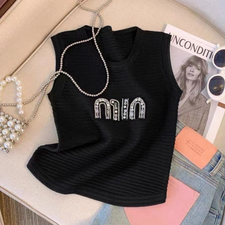 CF0691 (มี 3 สี) เสื้อกล้ามไหมพรม ผ้าไหมพรมยืดได้เยอะ ติดเพชร ลาย min สีพื้นเข้าชุดง่าย (12393)