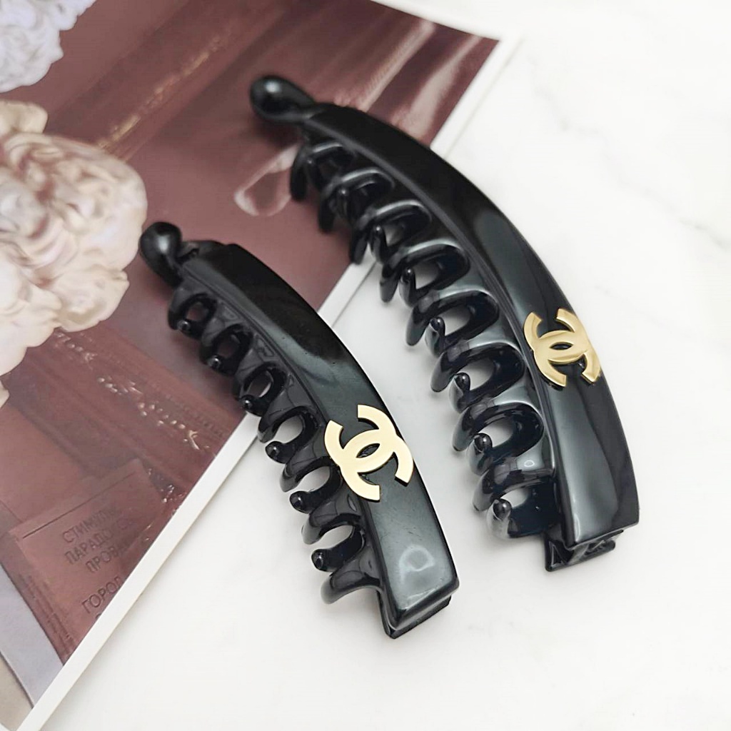 กิ๊บเกาหลี กิ๊บกล้วย เนื้อพลาสติก จี้สีทอง made in korea แท้ 100% แนวเรียบหรู (ราคาต่อชิ้น)