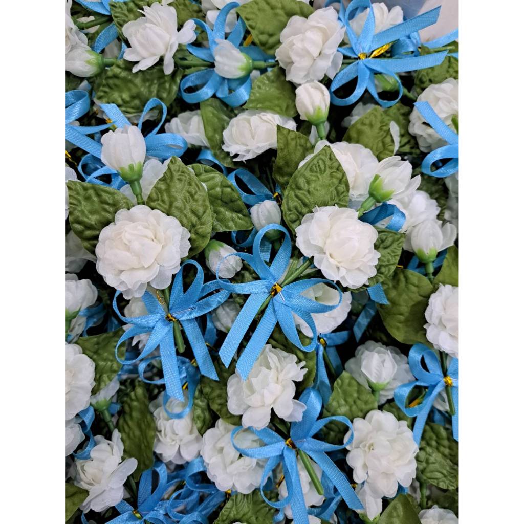 ดอกมะลิวันแม่ ( เข็มกลัดมะลิวันแม่ผูกริบบิ้นผ้าโบว์สีฟ้า 1 แพ็คมี 20 ชิ้น) 229 ลด 199 บาท เท่านั้น พร้อมส่งจากไทย