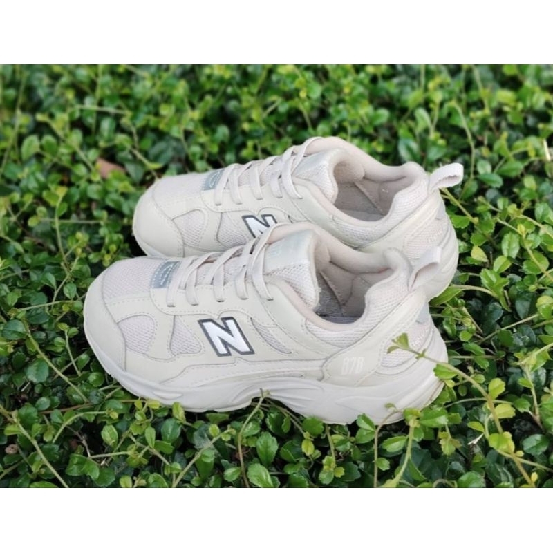 NB 878 รองเท้าเด็กแบรนด์แท้มือสอง
