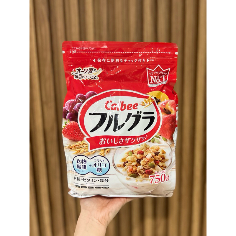 ✨CALBEE fruit granola700g ฟรูกรา ฟรุตกราโนล่า