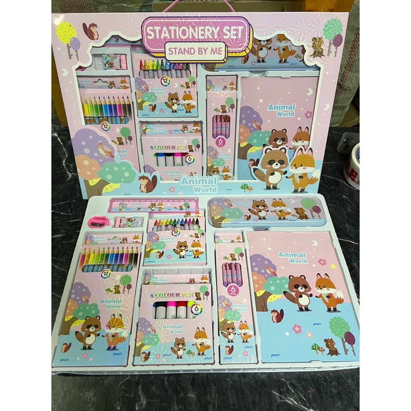 พร้อมส่งชุดเครื่องเขียน เหมาะสำหรับเด็กประถม