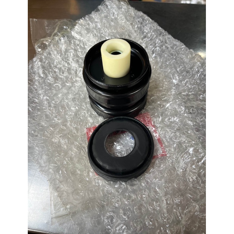 ยางรองโช้คหลัง ยางเบ้าโช๊คหลัง  จำนวน 1ตัว (ราคาต่อตัว) Honda City GM6 Jazz GK ปี14-18 HRV HR-V / 52