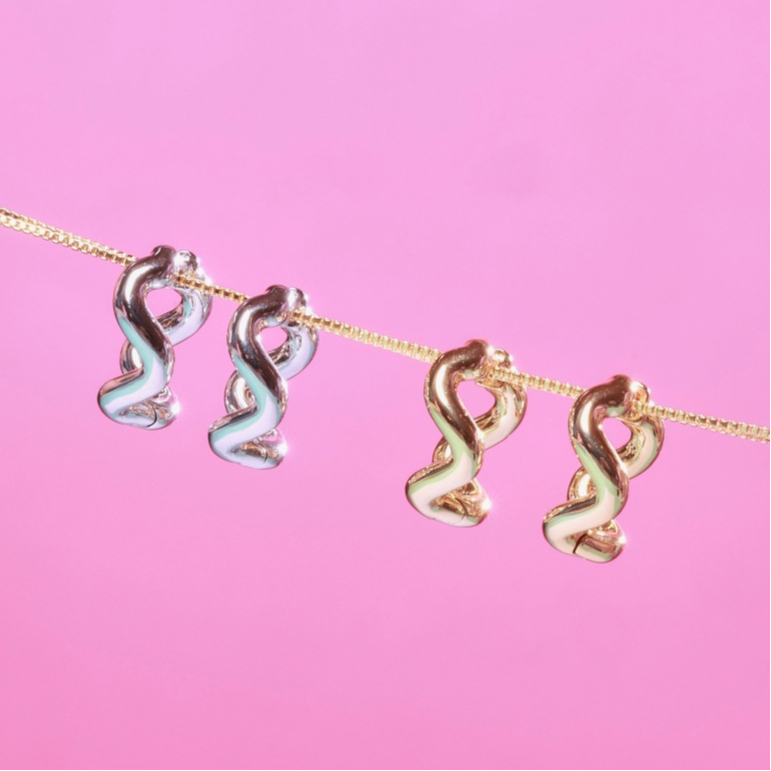 YVIS Noodle Hoop Earring