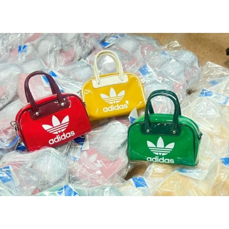 ADIDAS - ADICOLOR กระเป๋าโบว์ลิ่งมินิ (แบรนด์แท้ 100%)