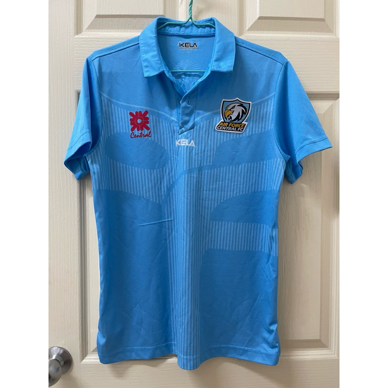 เสื้อ KELA AIRFORCE ของแท้100% มือสอง สีฟ้ามีปกผ้ามีลวดลายในตัวด้วยขนาด S ค่ะ