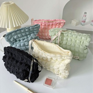 กระเป๋าเครื่องสำอาง แบบนิ่ม  จุของได้เยอะ  กระเป๋าเครื่องเขี…