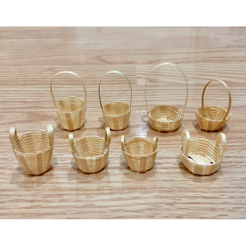 ตะกร้าสาน ตะกร้าจิ๋ว สานด้วยไม้ไผ่ ราคา/ชิ้น (ส่งสินค้าขั้นต่ำ 35฿ ขึ้นไป)