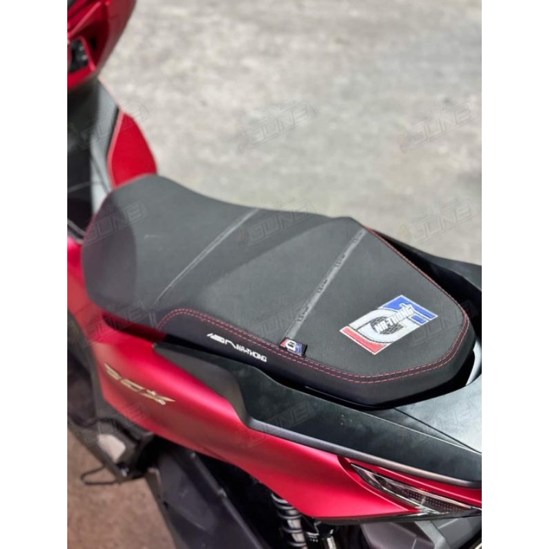 เบาะเอกนาทองแท้ โครงแท้ ทรงกลาง ใส่ PCX160