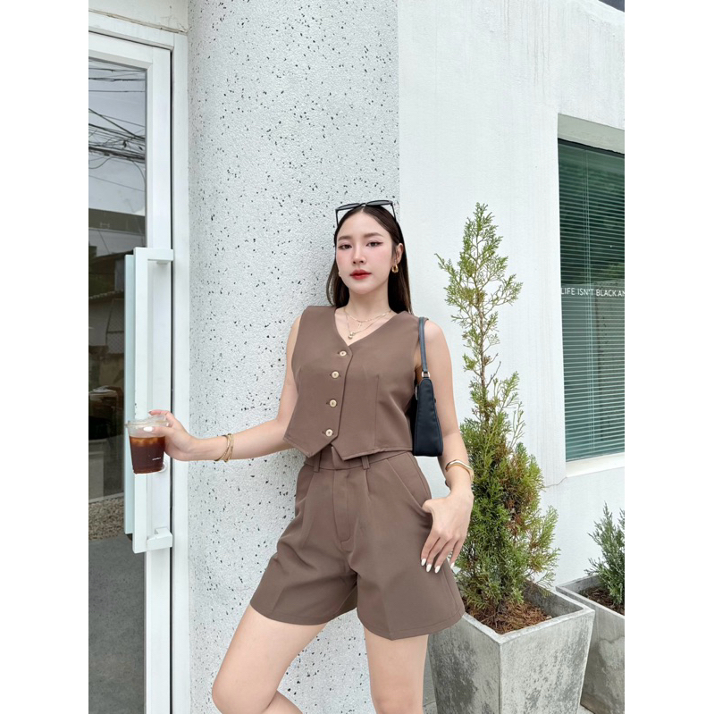 LOVELY SET | เซตกั๊กขาสั้น | ผ้าบัลลี่ผ้าหนาอย่างดีไม่ต้องใส่ซับใน งานเข้าใหม่ของทางร้าน งานไซส์(xs-xl)