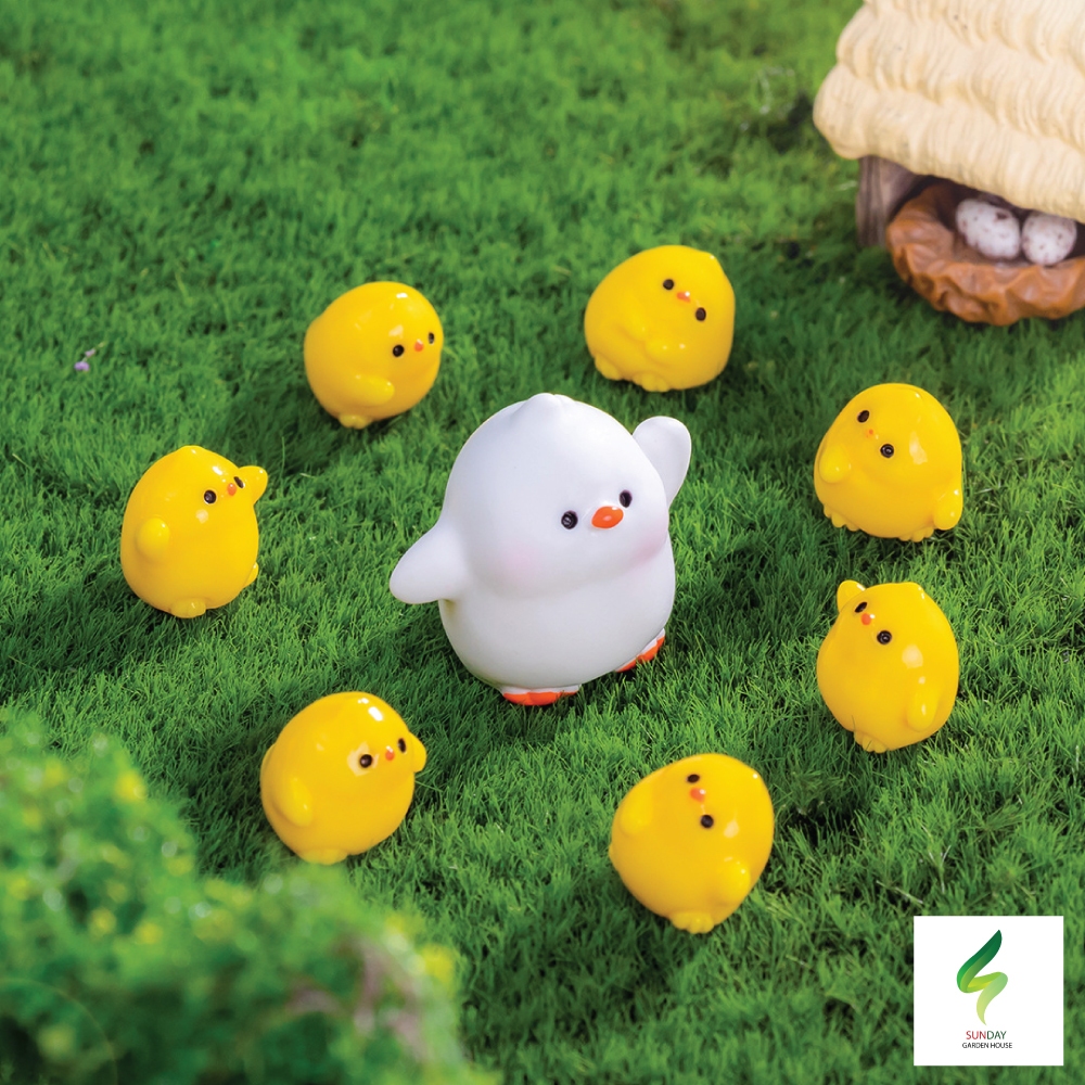 โมเดลตุ๊กตาจัดสวน ไก่ล้อม ไก่ลูกเจี๊ยบ แม่และลูกน้อยของเขา สำหรับจัดสวน ตกแต่งบ้าน คอนโซลรถ อื่นๆ