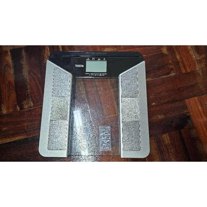 เครื่องชั่งน้ำหนัก Tanita UM-075 มือสอง