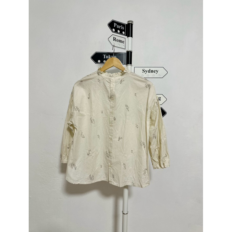 เสื้อแบรนด์ญี่ปุ่น NLB สีครีมค่ะ