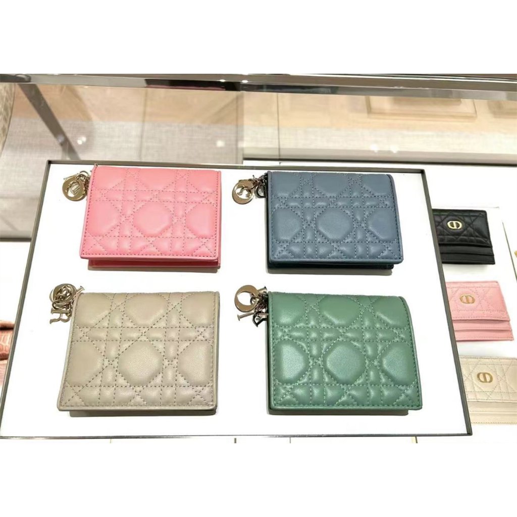 ของแท้ ยิงจริงใหม่เอี่ยม DIOR Mini Lady Dior Gardenia Wallet กระเป๋าสตางค์แบบคลิปสั้นกระเป๋าใส่เหรีย