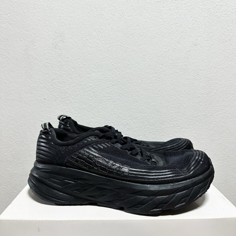 Hoka oneone bondi6 39.5/24.5 มือสอง