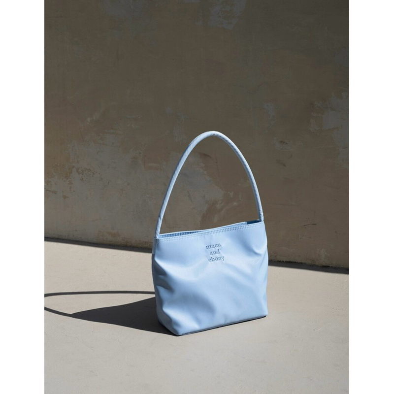 ♡ พร้อมส่ง ♡ กระเป๋า mucu and ebony แท้100%