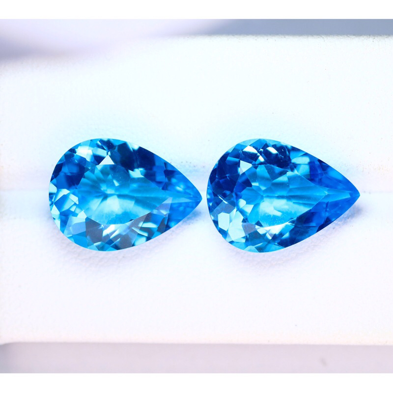 16.55 cts(การัต) พลอยบลูโทแพซ เเท้ พลอยเเท้ (2เม็ด) | Natural Blue Topaz (2 piece) | US-0006 | 2750฿