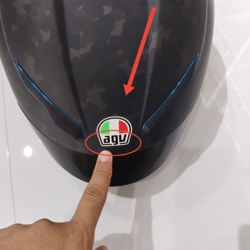 โลโก้ตัวอักษร เฉพาะตัวอักษร อ่านดีๆ ตัวหนังสือสีดำเฉพาะตัวอักษรสีดำ หมวกกันน็อคงาน 1 ต่อ 1