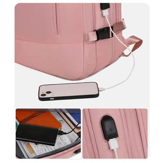 กระเป๋าเดินทางแบบเป้ขนาดใหญ่และสามารถขยายได้ ที่มีการชาร์จ USB และมีความสามารถในการกันน้ำ