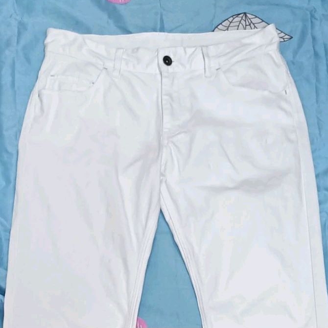 hvc กางเกงผ้าคอตตอน แบรนด์ดังญี่ปุ่น สีขาวนวล มือสองสภาพใช้งาน
