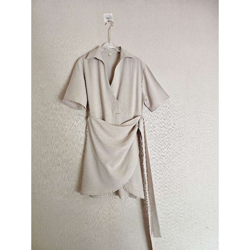 เดรสผู้หญิงใส่ทำงาน สั้นเหนือเข่า Dress