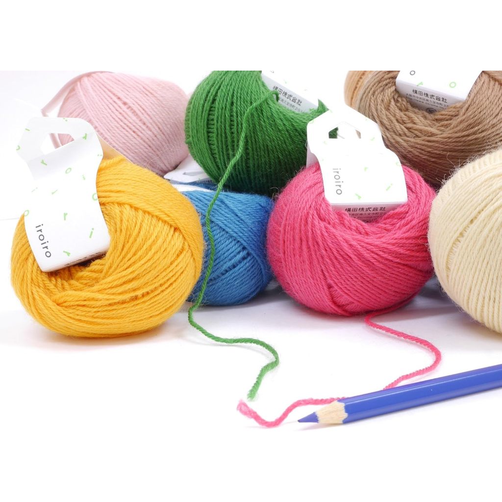 DARUMA IROIRO YARN ไหม Wool 4 ply สำหรับงานถัก ปัก Punch และทำปอม กว่า 50 สี Made in japan (01-1410)