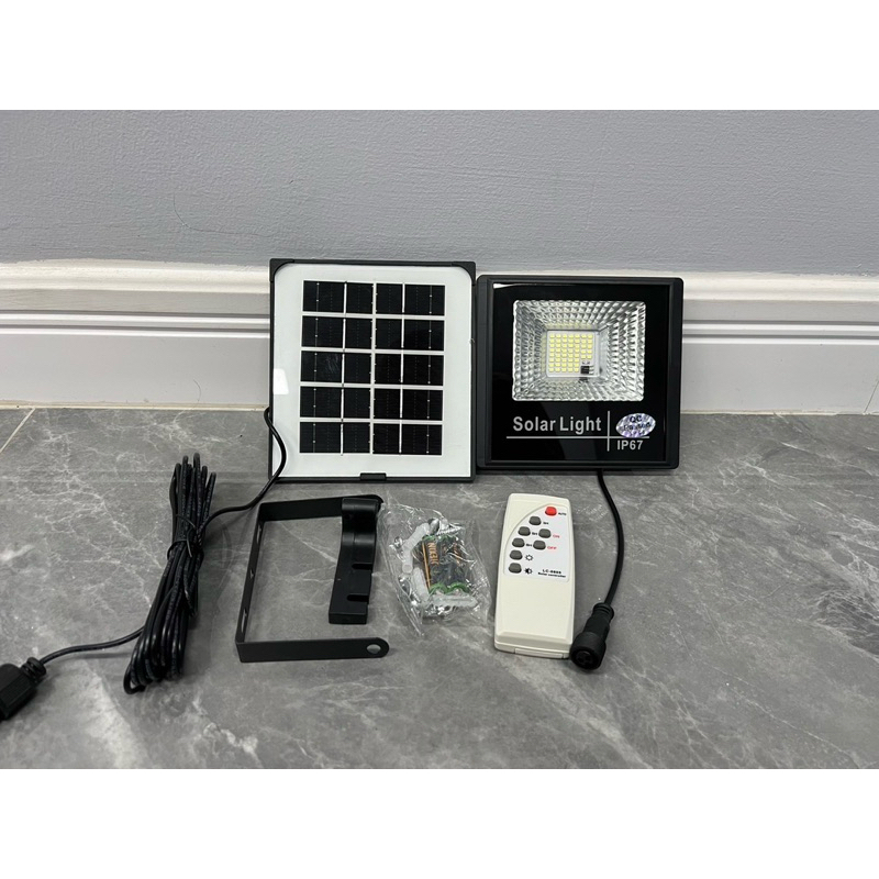 โคมไฟโซล่าเซลล์ สว่าง 100W 50LED พร้อมแผงโซล่าเซลล์และรีโมท - รูปที่ 2