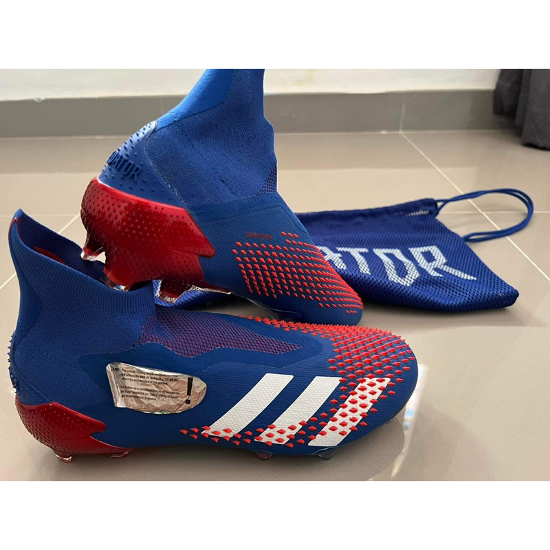 รองเท้า Adidas predator แท้ มือสองสภาพใหม่