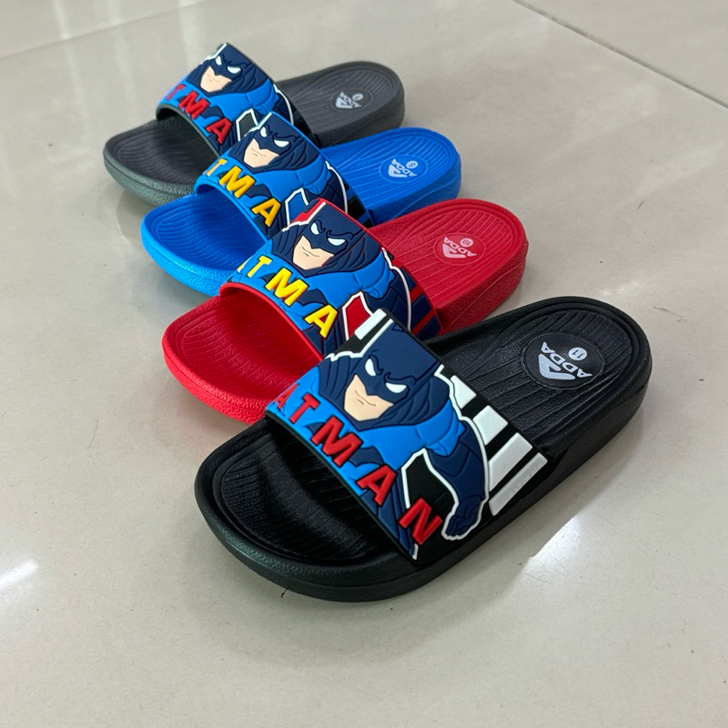 ADDA Batman รุ่น 32B3J รองเท้าแตะแอดด้าสำหรับเด็กผู้ชาย รองเท้าแตะเด็กผู้ชายลายแบทแมน