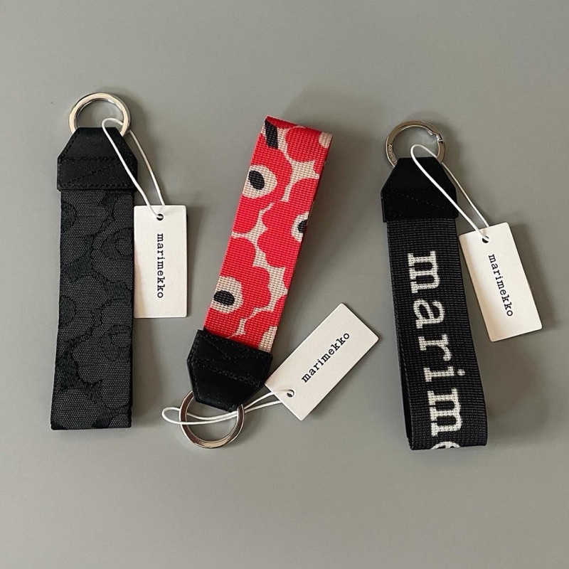 พร้อมส่ง Marimekko joukkio keychain พวงกุญแจของแท้ 100% ขนาด 15x4 cm