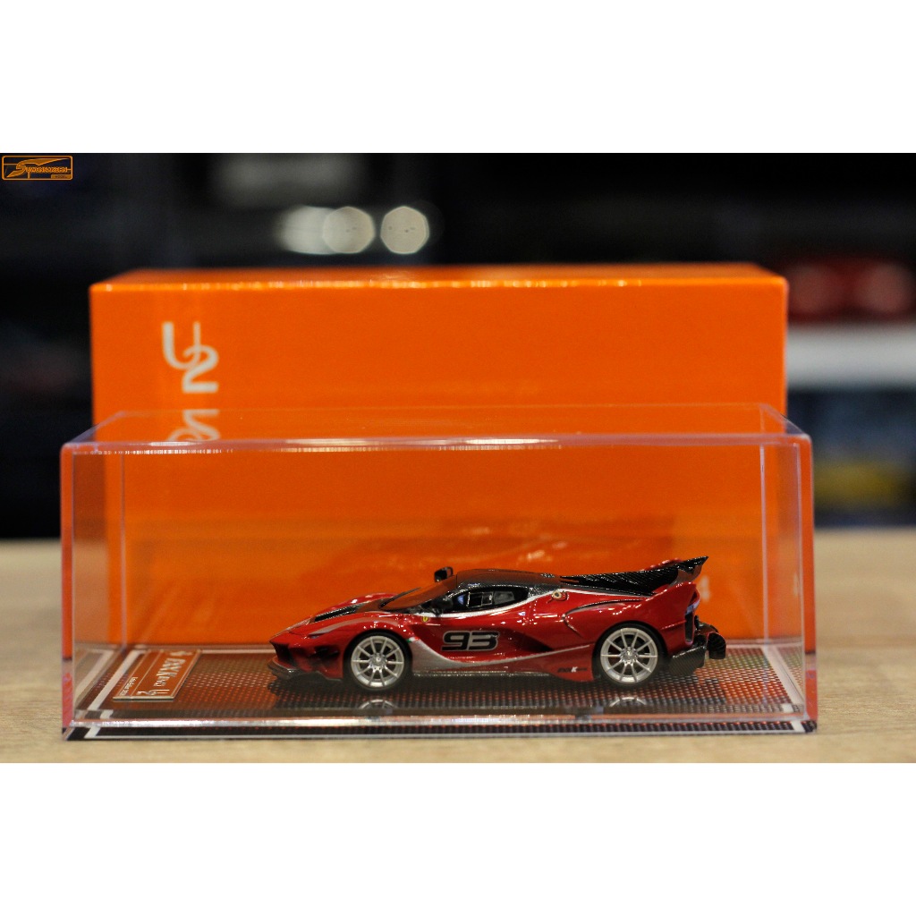 U2 1/64 Ferrari FXX k EVO White