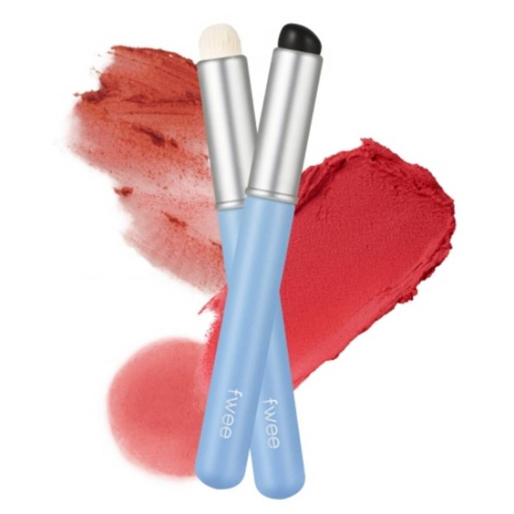 [สินค้าของแท้100% พร้อมส่งในทันที] Fwee  fwee Fingerlike Lip Brush