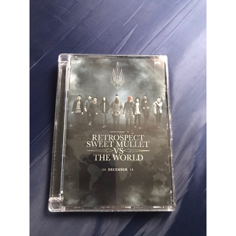 Retrospect Sweet mullet VS The world DVD Concert แผ่นดีวีดีคอนเสิร์ตแผ่นคู่ในกล่องมี2แผ่นสินค้ามือสอ