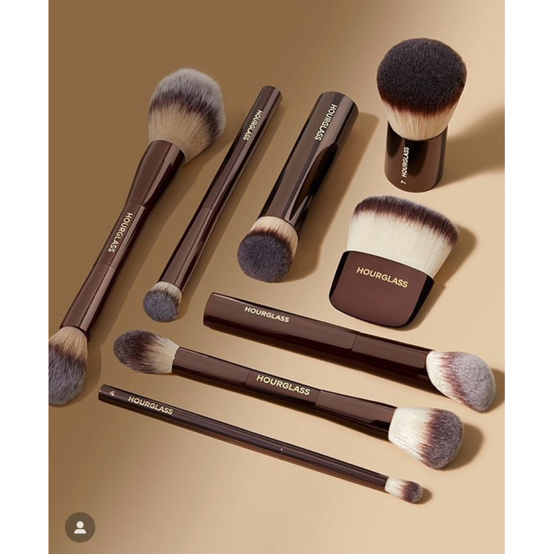 ⭐️พร้อมส่ง⭐️  Hourglass Powder Brush แท้ 100%