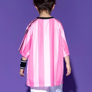 Beryl kids🌸เสื้อคอกลมแขนสั้นเด็ก🎀เสื้อผ้าฟุตบอลหล่อๆ เสื้อผ้าการแสดง อินเทรนด์ งานดี ใส่สบาย สไตล์เกาหลี
