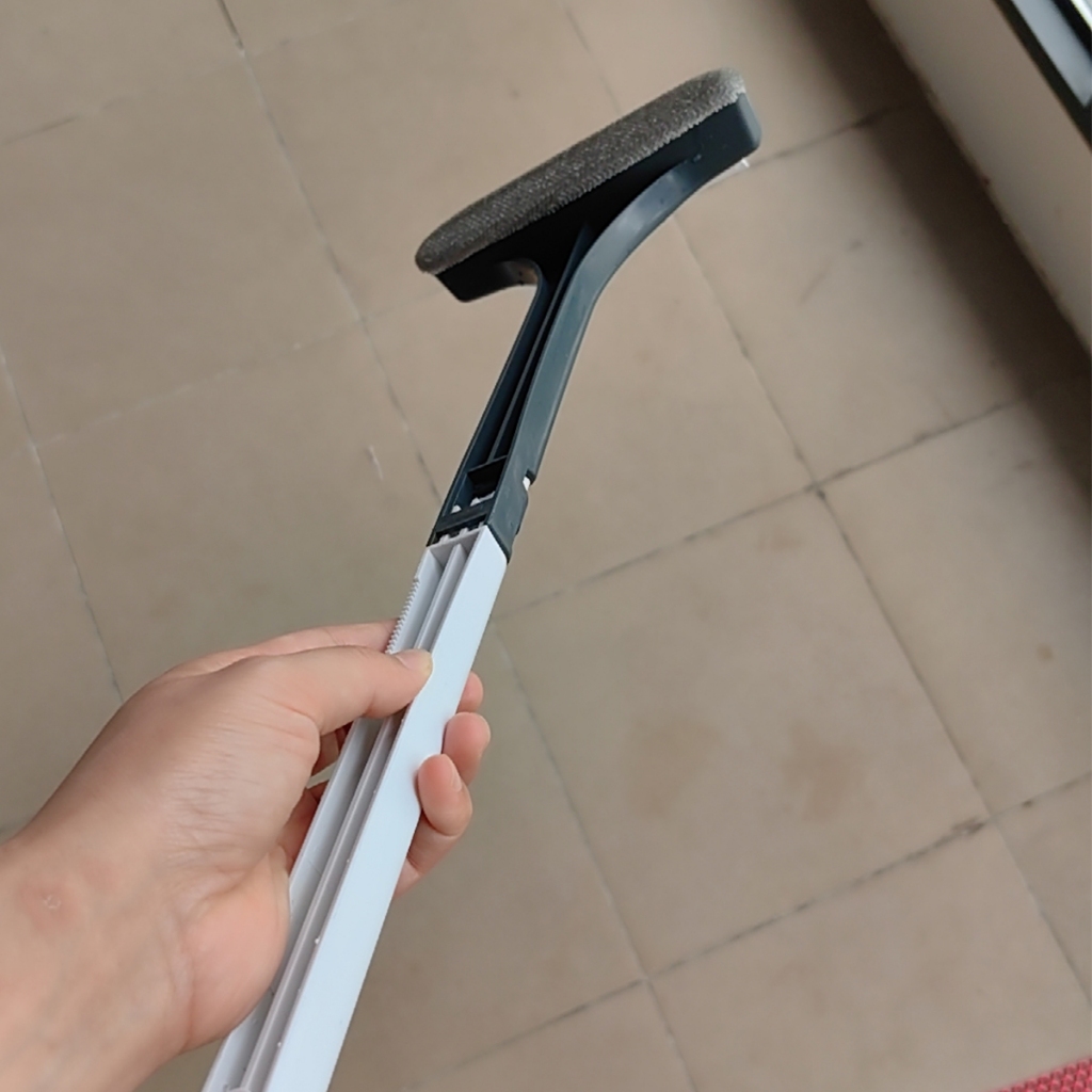 แปรงล้างมุ้งลวด แปรงทำความสะอาดมุ้งลวด แบบ 2in1 ล้างกระจก ทำความสะอาดหน้าต่างได้เป็นอย่างดี - รูปที่ 6