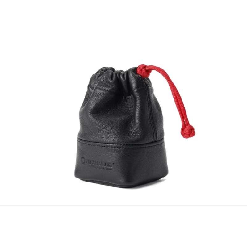 Artisan & Artist LPL-120 full leather lens pouch (S)